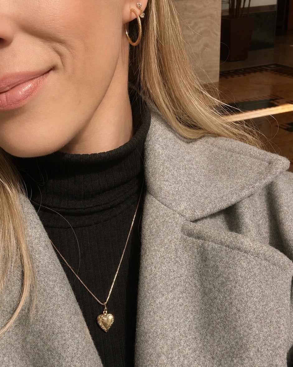 Pingente Mini Relicário Dourado